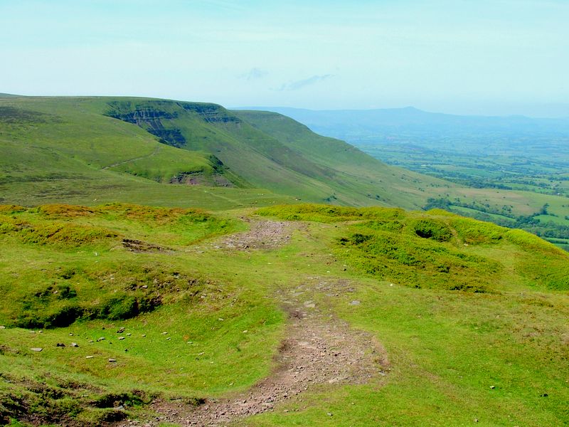 Rhos Dirion from Lord Hereford's Knob with Pen y Fan in distance