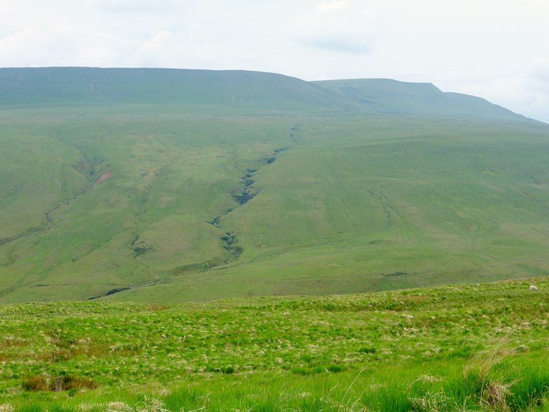 Black Mountain and Nant y LLyn (Direct route to Llanddausant)